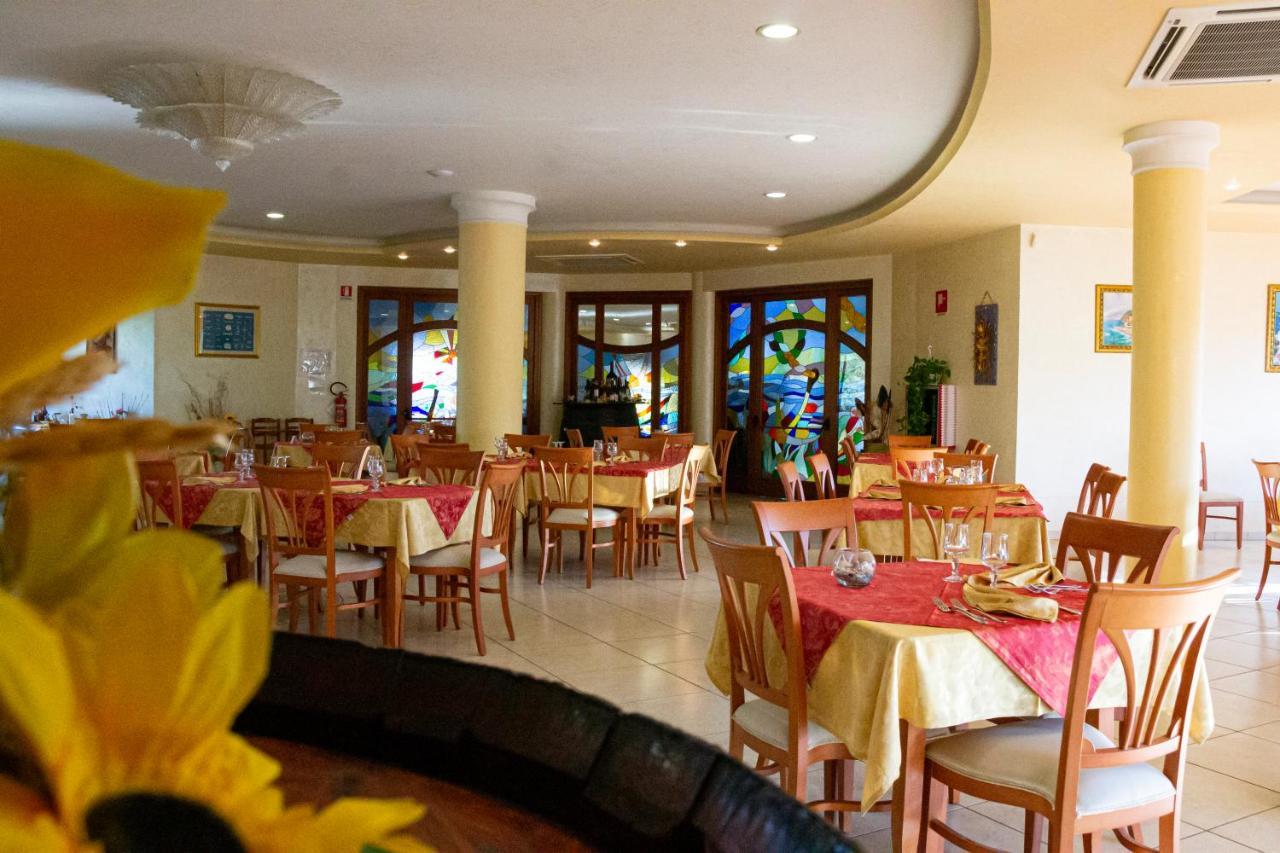Hotel L'Ancora Capo Vaticano Exterior foto